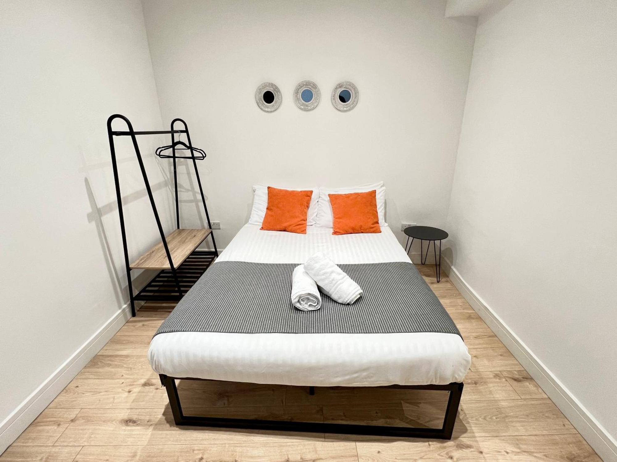 Heart Of The City Centre - Serviced Apartments Манчестър Екстериор снимка